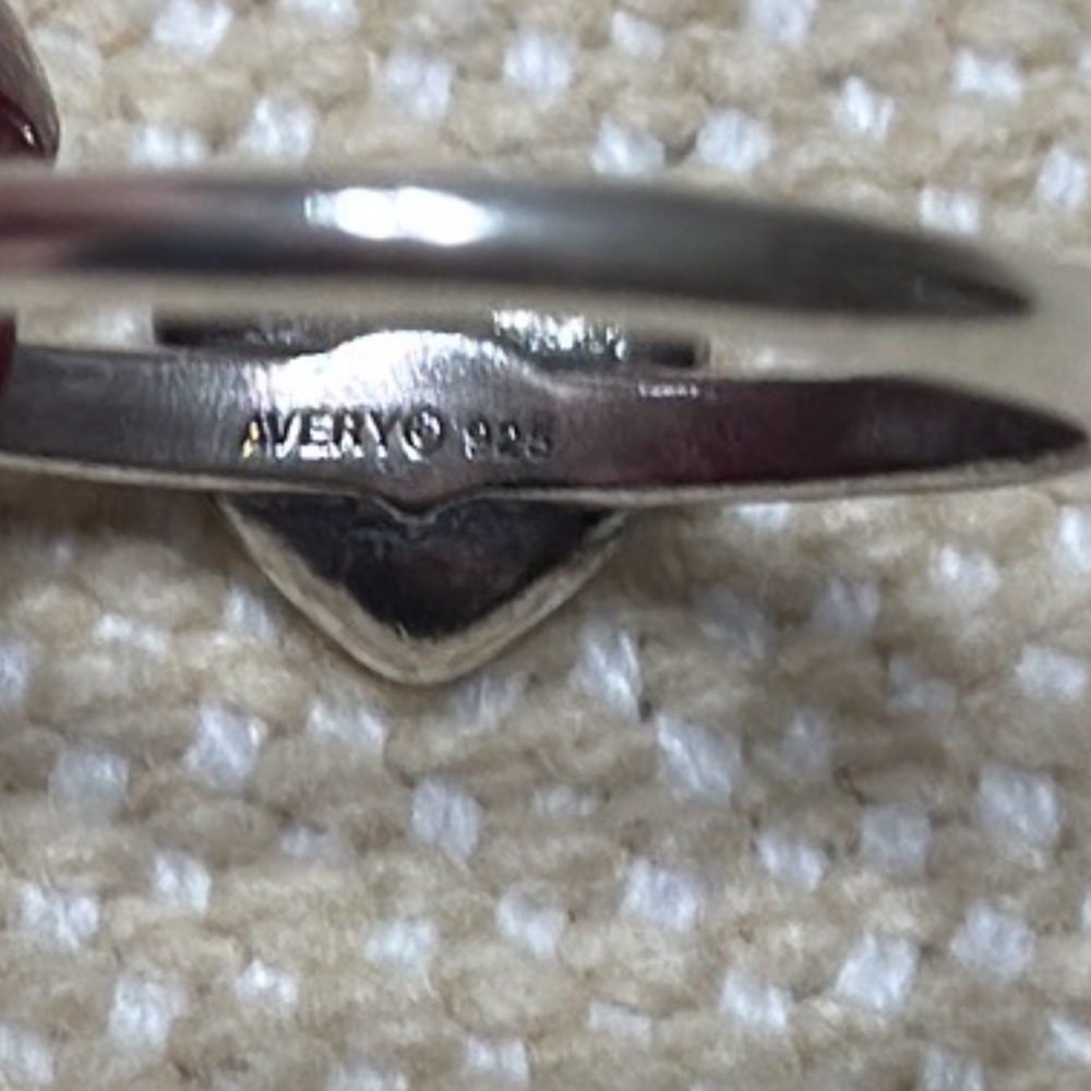 James Avery Retired Love Unlocked Ring Size 10 - Picture 7 of 7